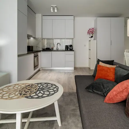 Apartament Rentplanet - Kępa Mieszczańska *